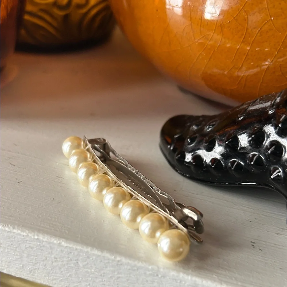 Vintage Faux Pearl Hair Barrette